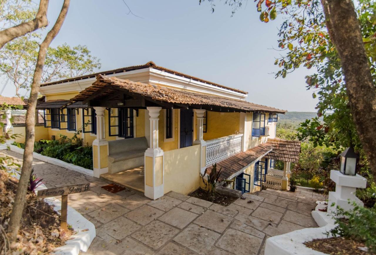 Wildflower Villas - All Villa Hotel, Family Run Candolim Exterior photo