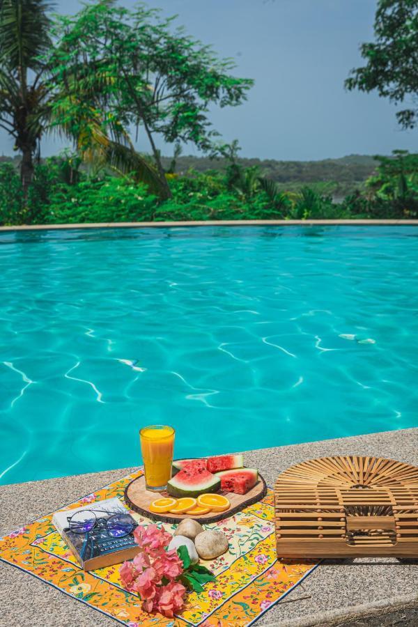 Wildflower Villas - All Villa Hotel, Family Run Candolim Exterior photo