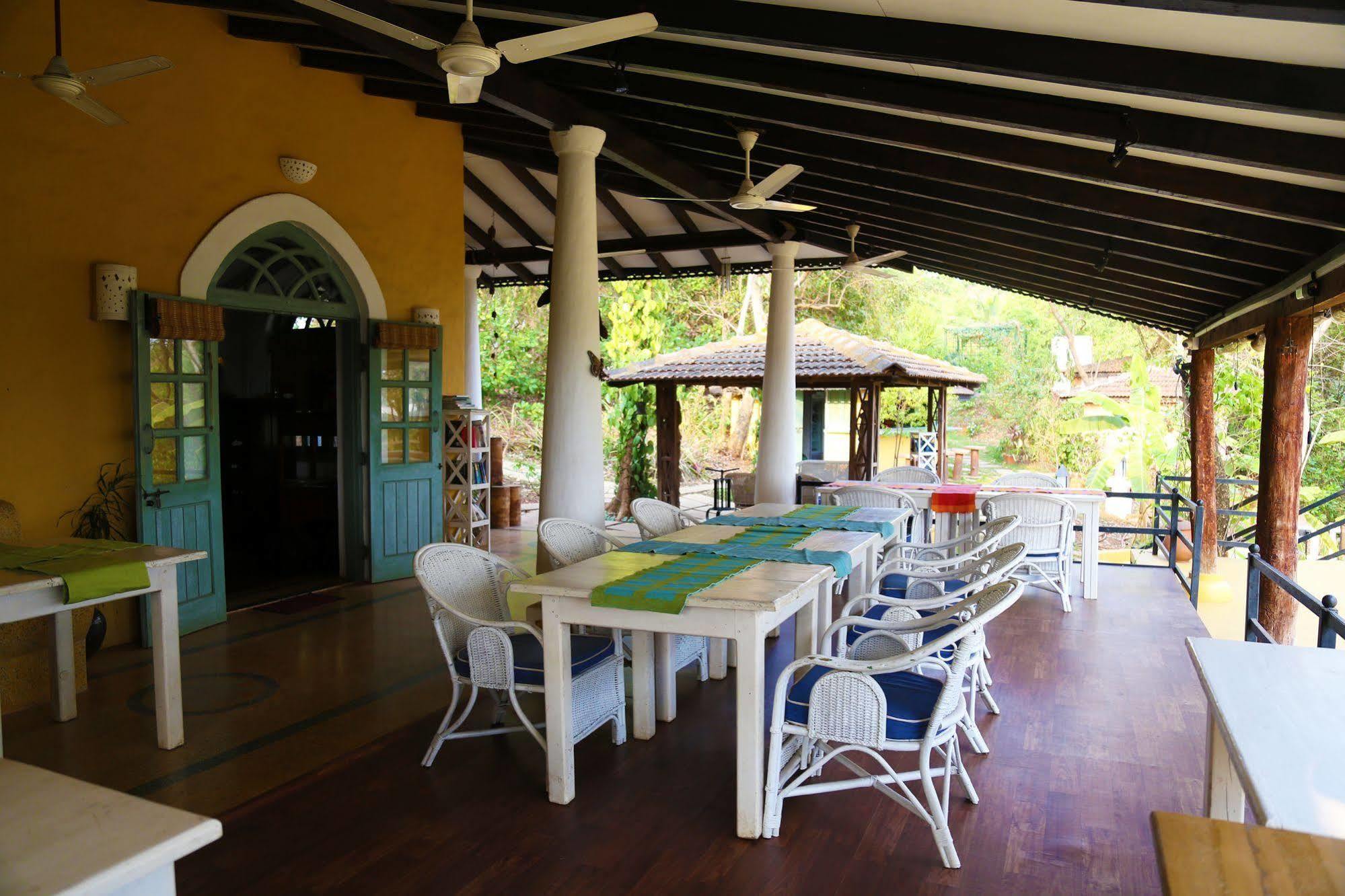 Wildflower Villas - All Villa Hotel, Family Run Candolim Exterior photo