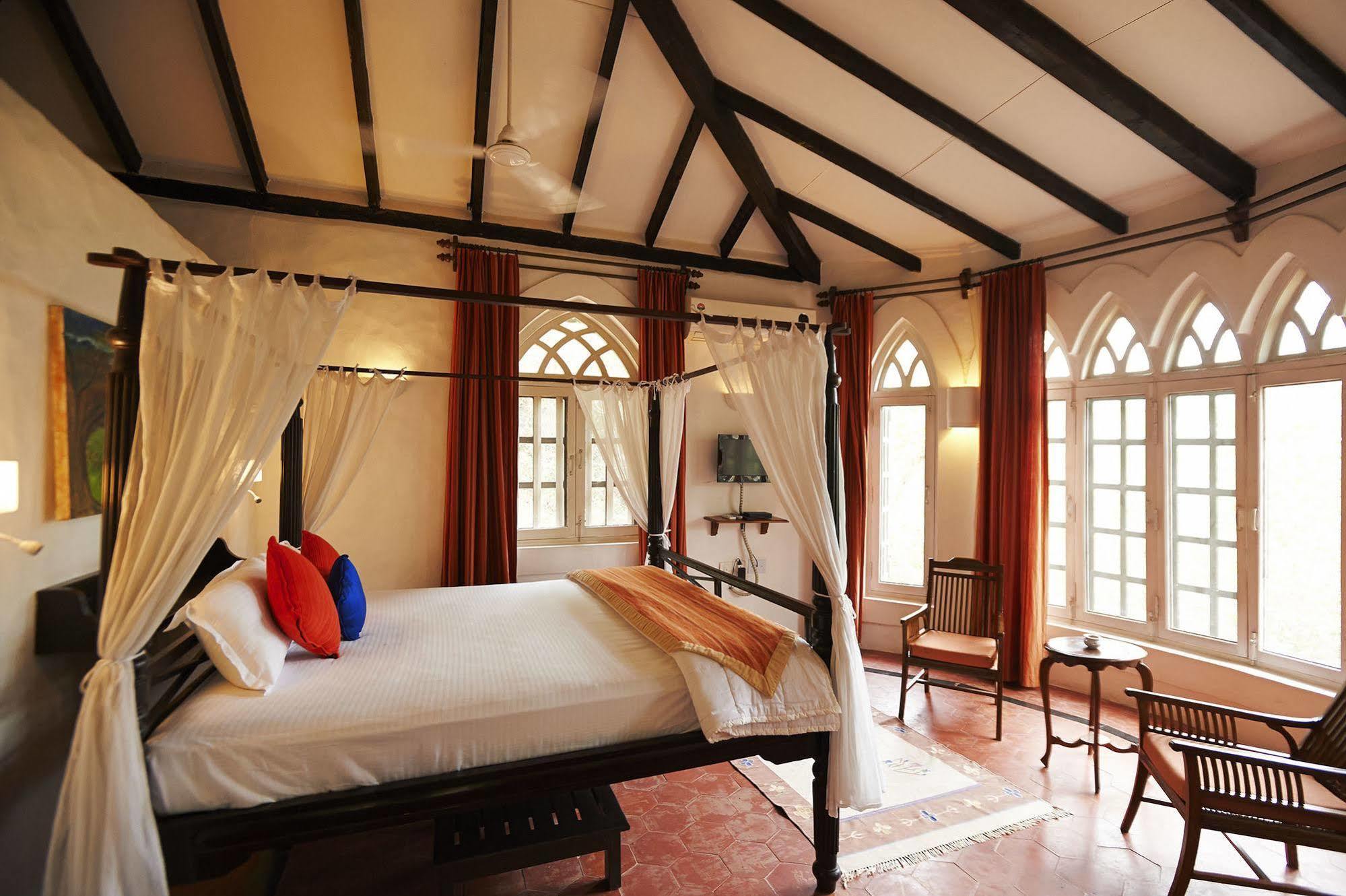 Wildflower Villas - All Villa Hotel, Family Run Candolim Exterior photo